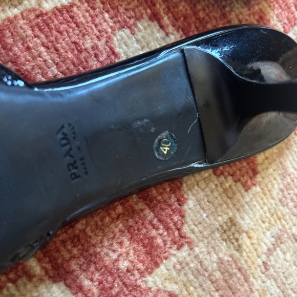 Black Prada Open Toe Kitten Heels with Patent Bows - Picture 5 of 6